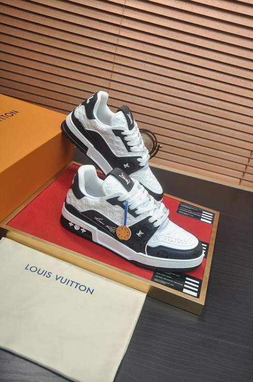 Picture of Louis Vuitton Shoes _SKULVsz35-4039-46mnf061516468